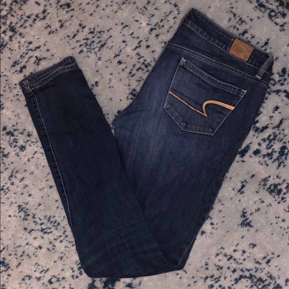 AE size 8 stretch jeans